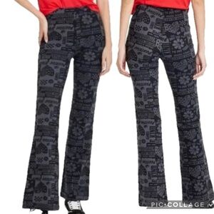 Zoe + Liv Positive Vibes Graphic Print Flare Leg Pants Black & Gray Size XS